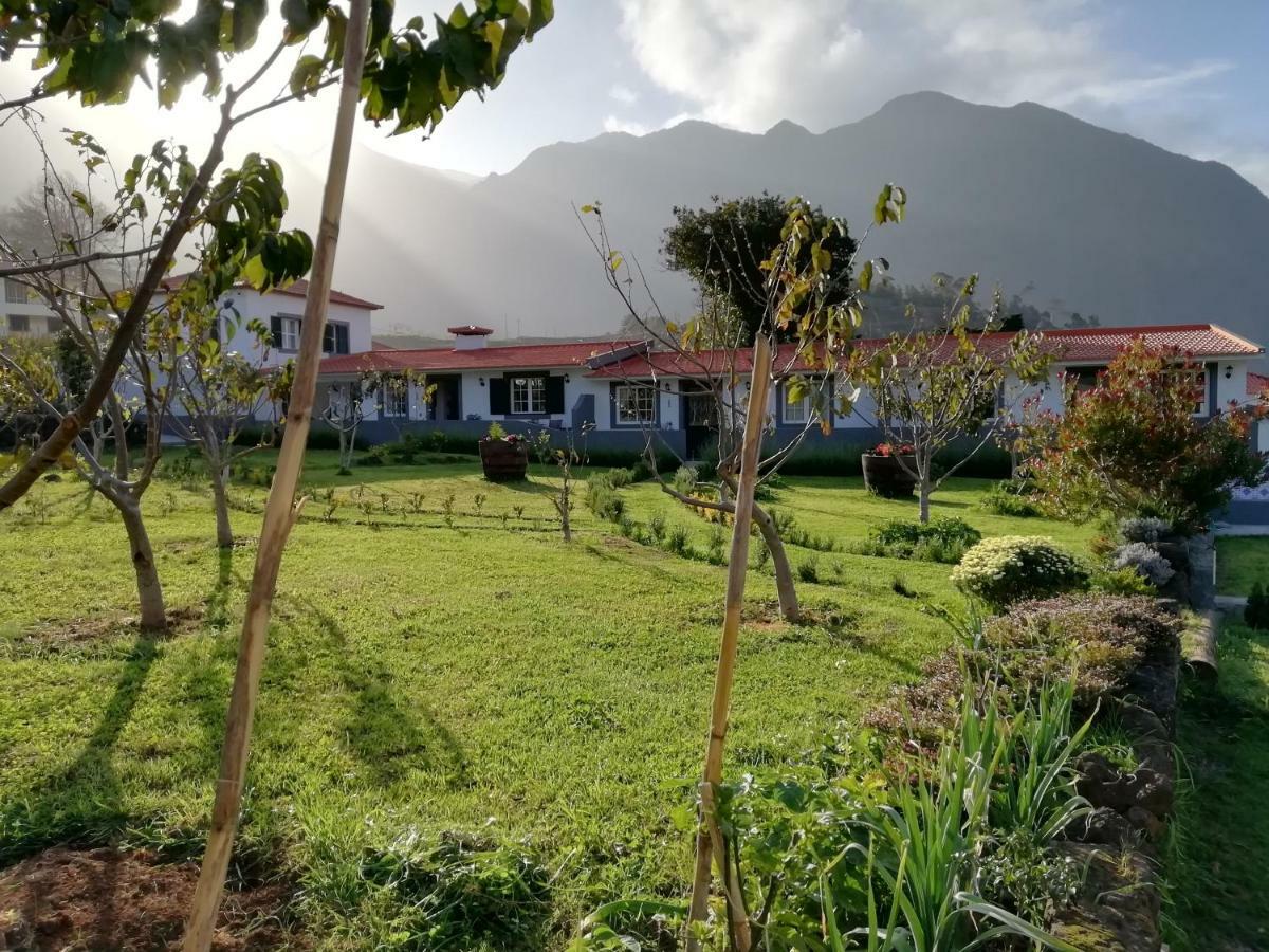 Granny'S Farm Guest House São Vicente Exterior photo